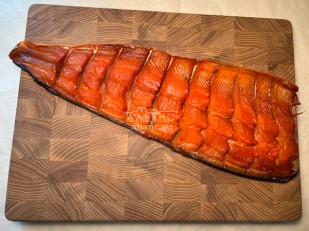 Арахис в глазури: Горбуша боковина х/к (юкола)